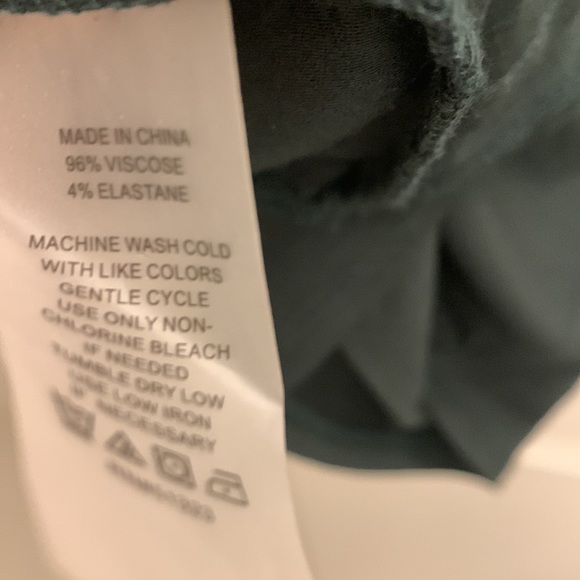 NWT Vince Camuto mock turtleneck green knit top - Picture 7 of 7